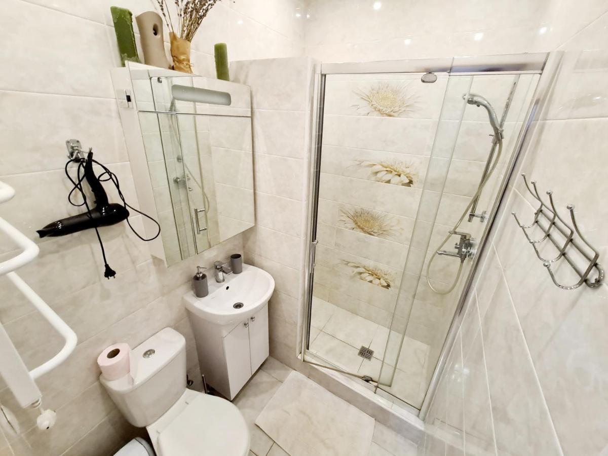 Center Of Odessa. Comfortable 2 Rooms Apartment Luaran gambar